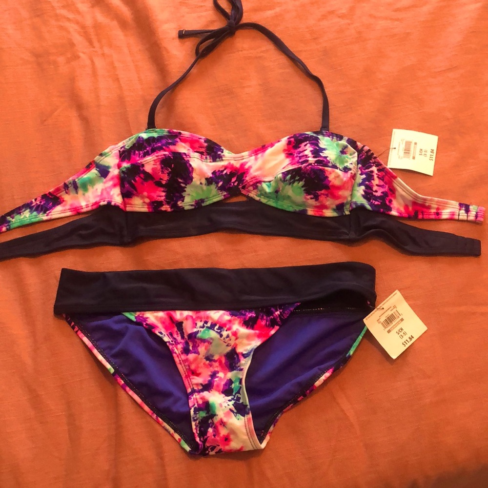 Swim top and bottom
